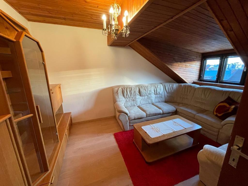 브라티슬라바 Attic Flat In The Center 아파트 외부 사진